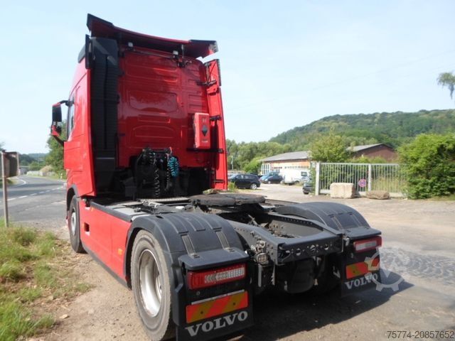 Standard tractor unit VOLVO FH 500/ Globetrotter