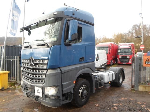 Standard tractor unit MERCEDES-BENZ 1845/HAD/Stream Space