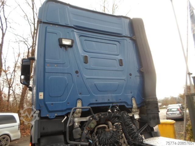 Standard tractor unit MERCEDES-BENZ 1845/HAD/Stream Space