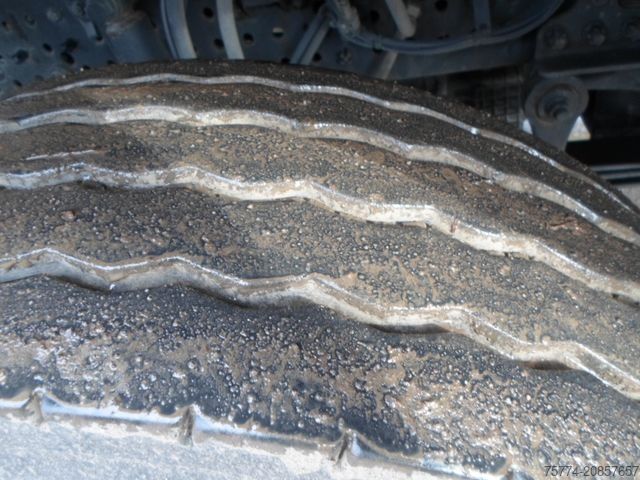 Standard tractor unit MERCEDES-BENZ 1845/HAD/Stream Space