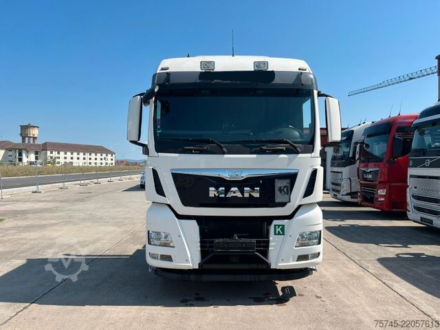 Standard nyergesvontató MAN TGX 18.480 * RETARDER * EURO 6 * NAVI* ACC