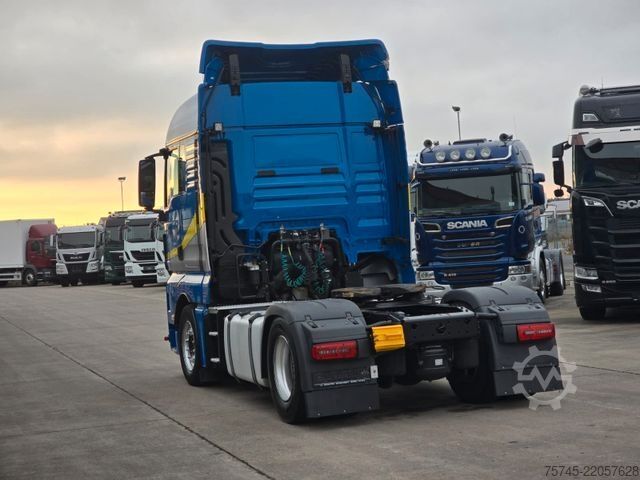 Standardowy ciągnik siodłowy MAN TGX 18.510 *2X VORHANDEN*ACC*2X TANK * RETARDER