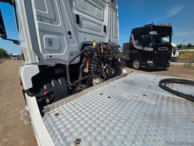 Standardní tahač MERCEDES-BENZ ANTOS 1840 * ACC * ADR * ALCOA * RETARDER *KLIMA