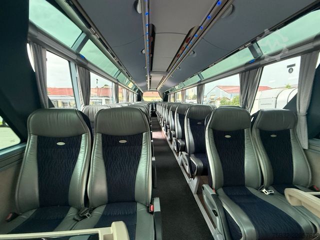 Autobus NEOPLAN Starliner C  P 11 II P 11  371 KW