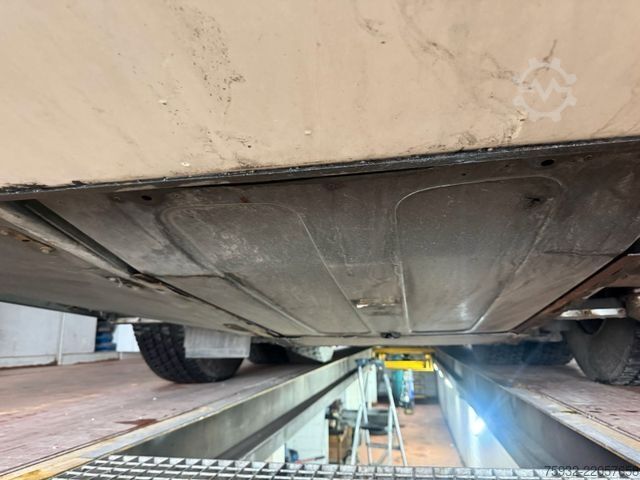 Autobus NEOPLAN Starliner C  P 11 II P 11  371 KW
