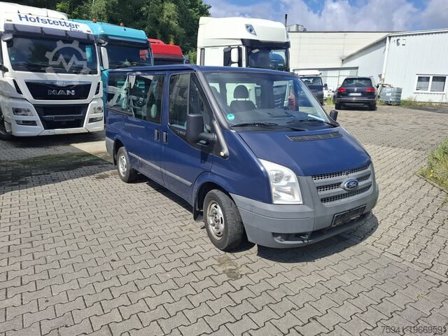 Minibus Ford Transit 300
