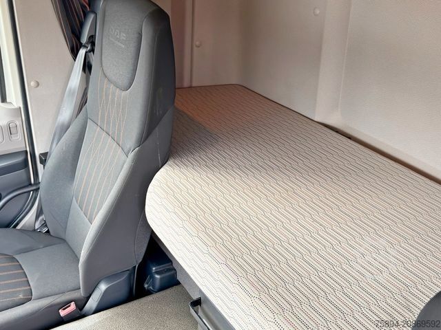 Autószállító teherautó DAF CF 530 Pritsche 8,15 m * 6x2