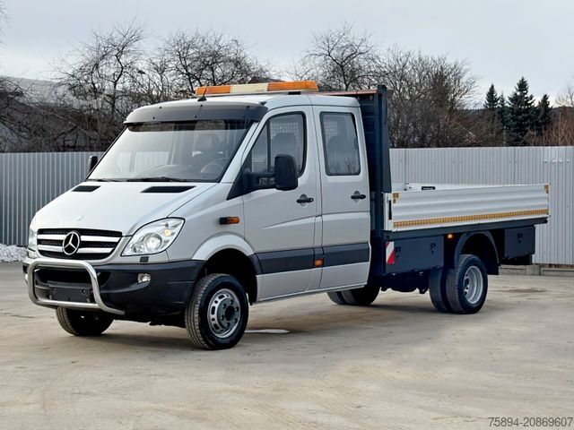 Furgon z żurawiem samochodowym MERCEDES-BENZ Sprinter  519 CDI * 4x4 * TOP