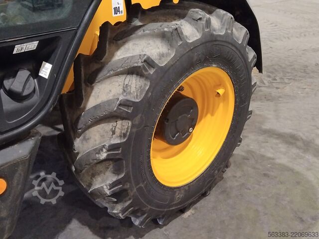 τηλεσκοπικός φορτωτής JCB 531760