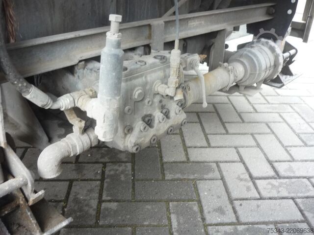 Zuigvoertuig DAF XF 410 ROC 16.30 Droge stoffen oplegger