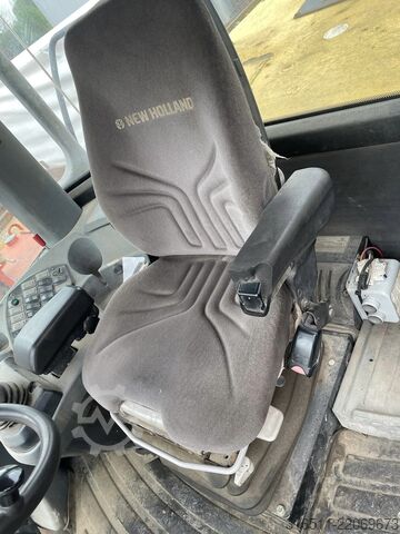 Radlader New Holland W270B