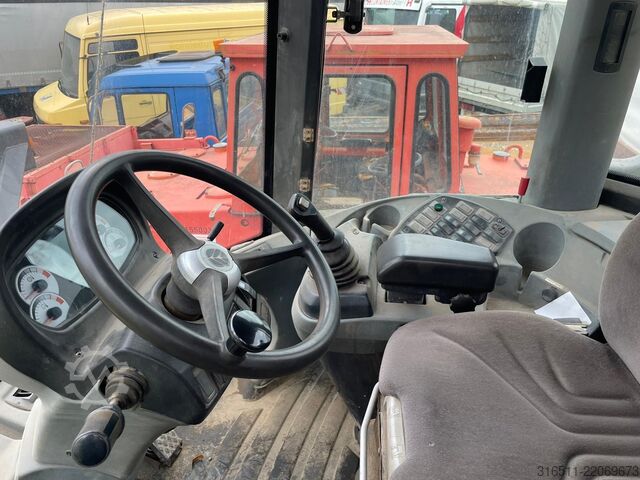 Radlader New Holland W270B