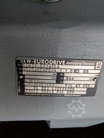 Κινητήρας γραναζιών SEW-EURODRIVE RF802 DV160L4
