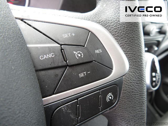 Skåpbil IVECO Daily 70C18HA8/P Koffer/LBW Klima, NL 3228kg