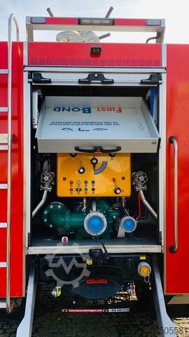 Feuerwehrauto MAN 13.290