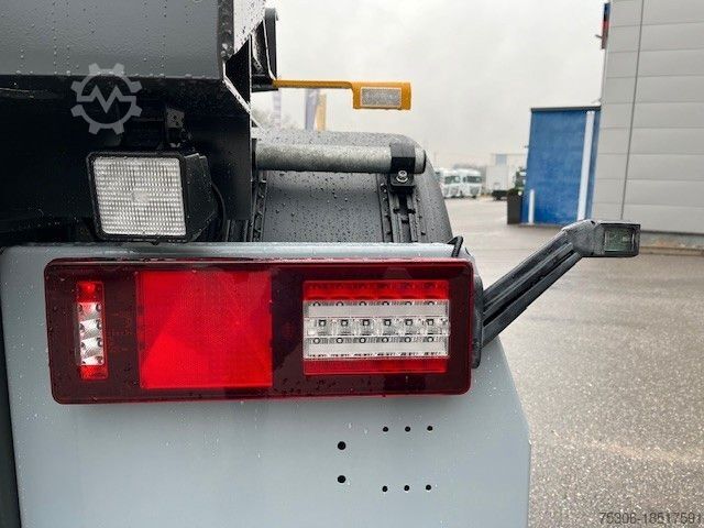 Rimorchio scarrabile  Schlittenanhänger 18 S