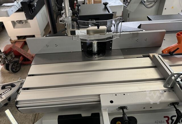 Kayar masa testeresi - masa yönlendirici Robland TIZ300M