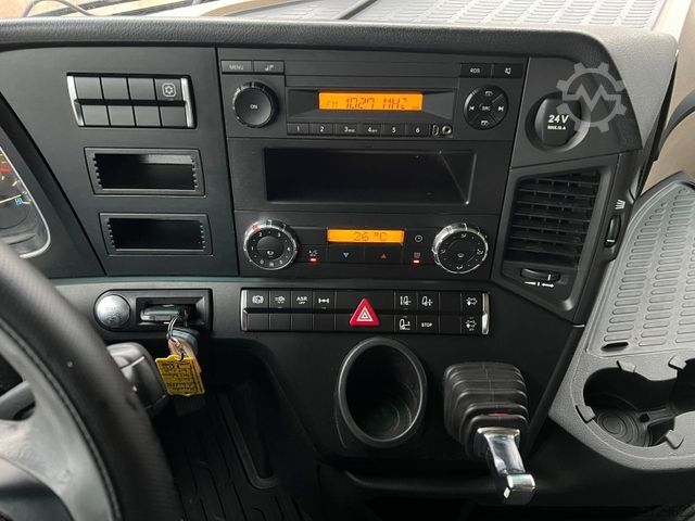 Trator de grande volume MERCEDES-BENZ Actros 1845 Euro6 4x2 Voll-Luft