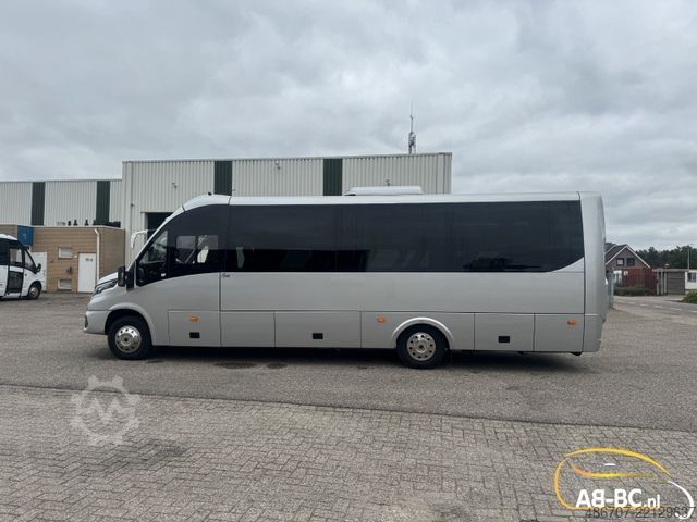 Miniautocarro IVECO Rosero First Touring Electra, Reichweite 336 km