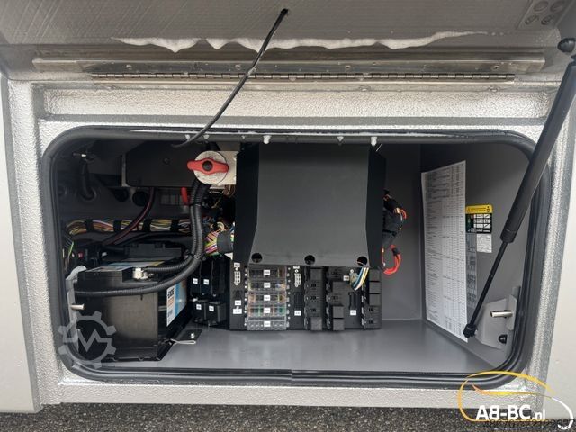 Miniautocarro IVECO Rosero First Touring Electra, Reichweite 336 km