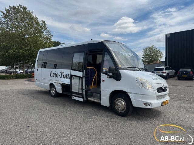 Miniautocarro IVECO Rosero First, 31 Sitze, Euro 5