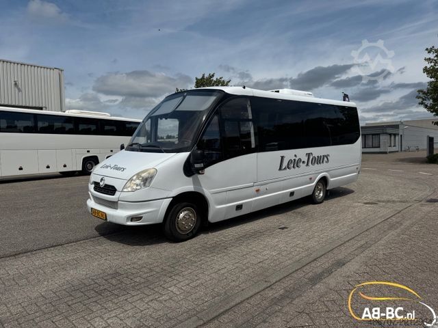 Miniautocarro IVECO Rosero First, 31 Sitze, Euro 5