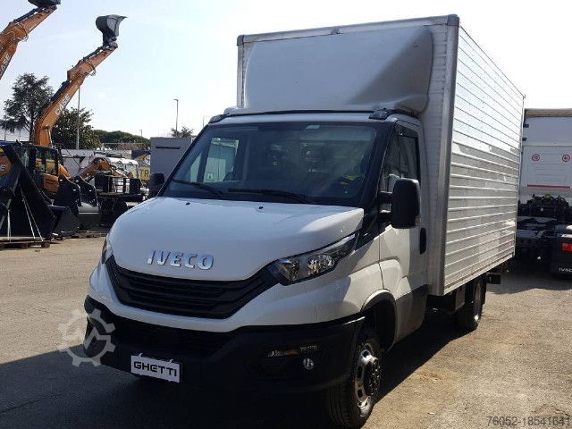 Furgon skrzyniowy IVECO 35C14
