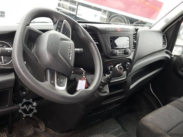 Furgon skrzyniowy IVECO 35C14