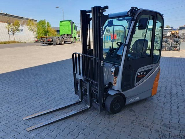Ön yükleyici forklift STILL RX20-14 / 2023 / Triplex: 4.60m! / 2.604h / SS
