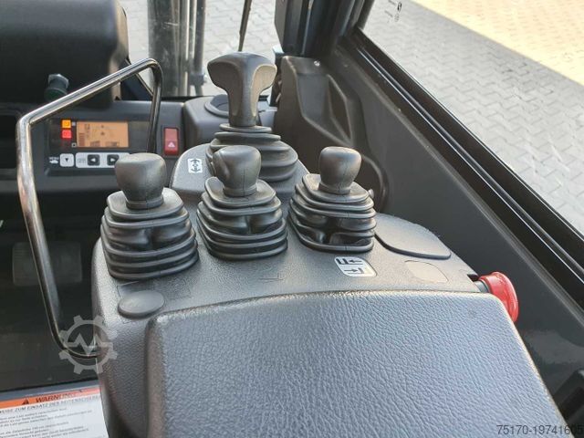 Frontstapler TOYOTA 8FBET15 / Triplex: 4.30m / nur 3.489h! / 2022