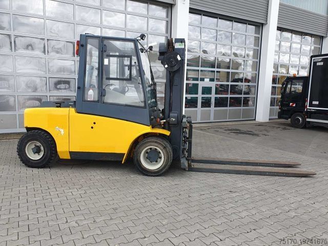 Voorlader vorkheftruck JUNGHEINRICH DFG 680 / 4.500mm / 2.413h / Zinkenverstellgerät