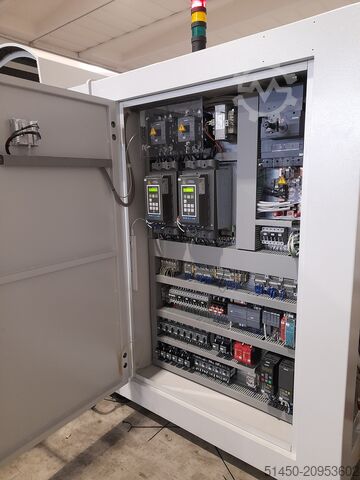  TRADEMAK SRL Squalo 420