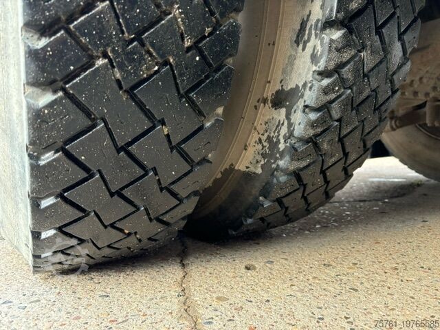 Teherautóra szerelt seprőgép Mercedes-Benz MB 1417 K Bucher Cityfant 60