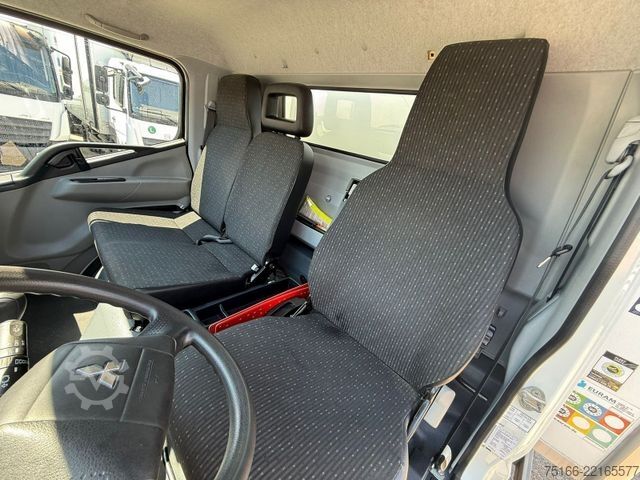 Hűtőfelépítményes furgon FUSO FUSO 9 C 18 Kühlkoffer 5m LBW 1 TO.*THERMOKING