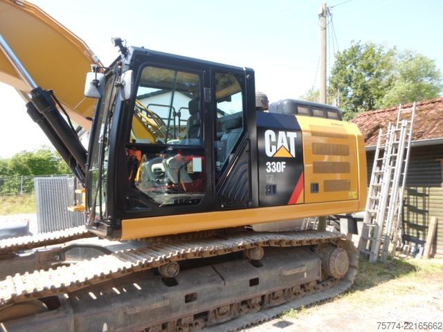Koparka gąsienicowa CATERPILLAR 330 FLN