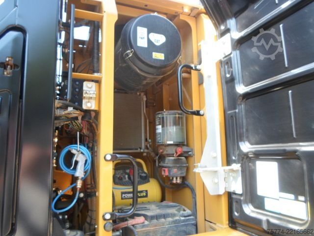 Koparka gąsienicowa CATERPILLAR 330 FLN