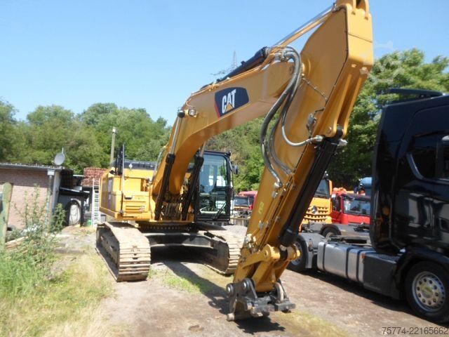 Koparka gąsienicowa CATERPILLAR 330 FLN