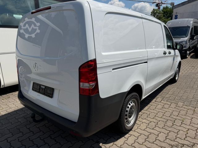 Furgon blaszak MERCEDES-BENZ Vito 111 CDI Klima AHK lang Tempomat