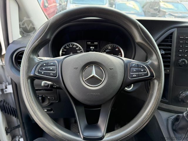Furgon blaszak MERCEDES-BENZ Vito 111 CDI Klima AHK lang Tempomat
