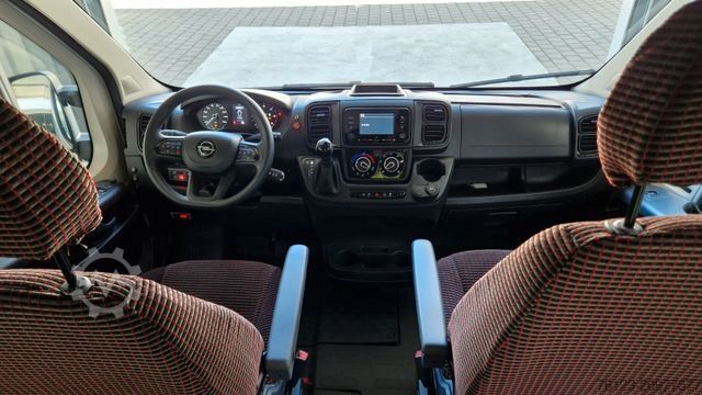 Minibus FIAT 1x Ducato 1x  Opel Movano 18 SS  in Stock