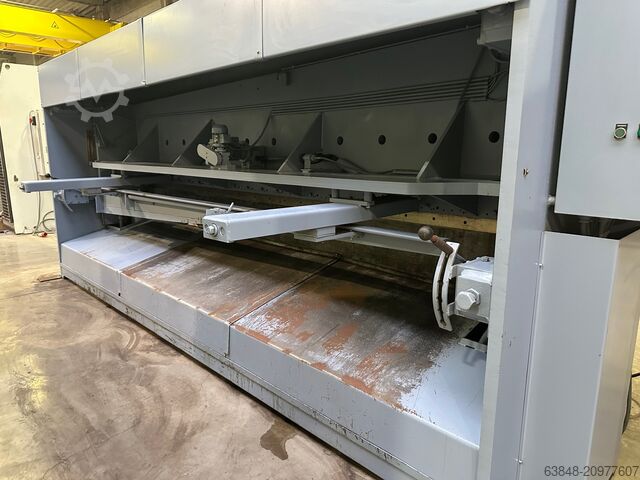 Cisaille guillotine hydraulique HACO HS 4013