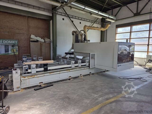 Bearbeitungszentrum SCM accord 30 fx