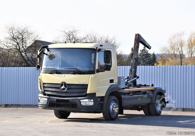 Autocamion cu cârlig pentru containere MERCEDES-BENZ ATEGO 1221 * ABROLLKIPPER * TOPZUSTAND