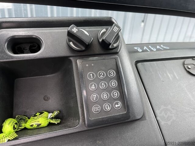 Elektrisk 4 -hjulet gaffeltruck Still RX60-35