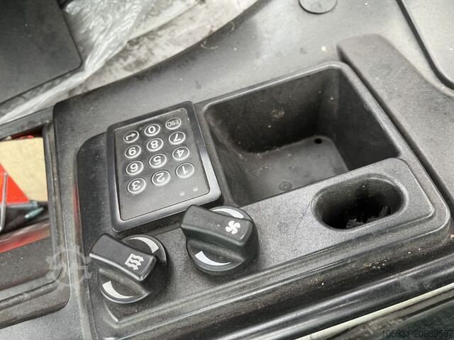 Elektrisk 4 -hjulet gaffeltruck Still RX60-35