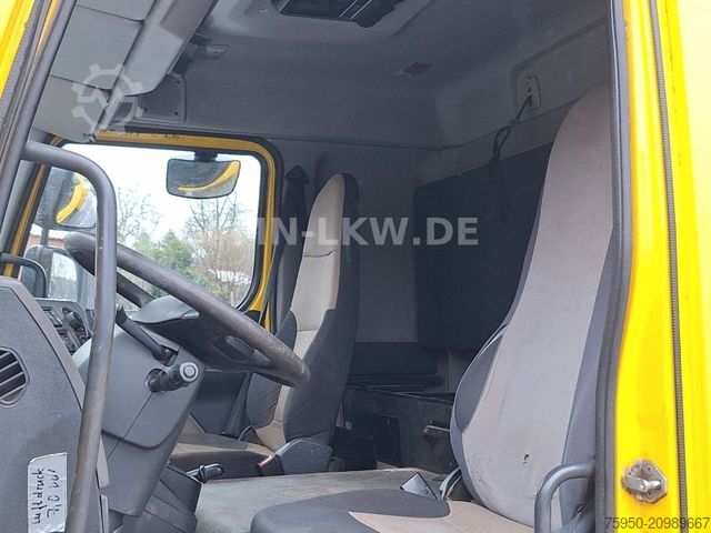 Lastbilmonteret kranvogn RENAULT MIDLUM 220 DXI HIAB KRAN 9,1m TÜV 07/2026