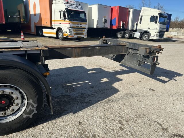 Přeprava kontejnerů Renders Euro 800 / Multi Container Chassis / 20-30-40-4...