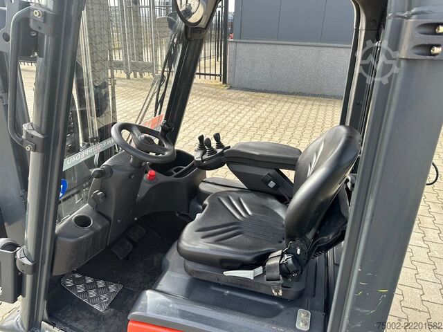 Empilhador Linde E12-01 E12-01 / SIDE SHIFT / DUPLEX