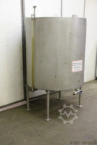 Rostfri tank OKKN 1300 Liter