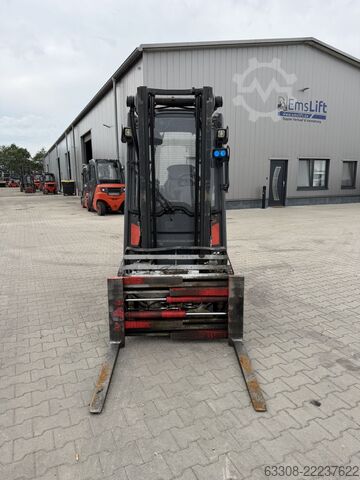 Chariot élévateur à fourche diesel Linde H16D-01